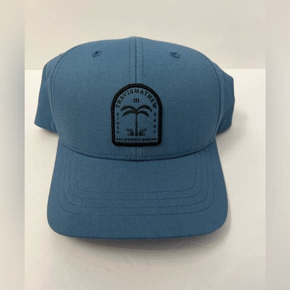 Travis Matthew Boys Adjustable Snap Back Hat - Picture 1 of 7